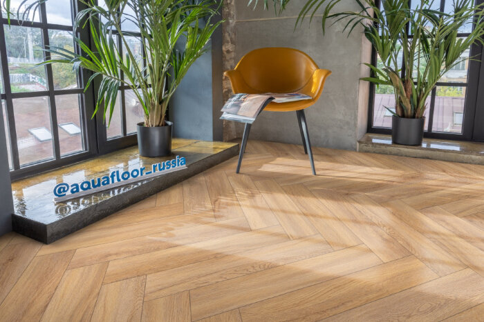 Виниловый ламинат клеевой AQUAFLOOR Parquet Glue AF2515PG (610x122x2.5 мм)