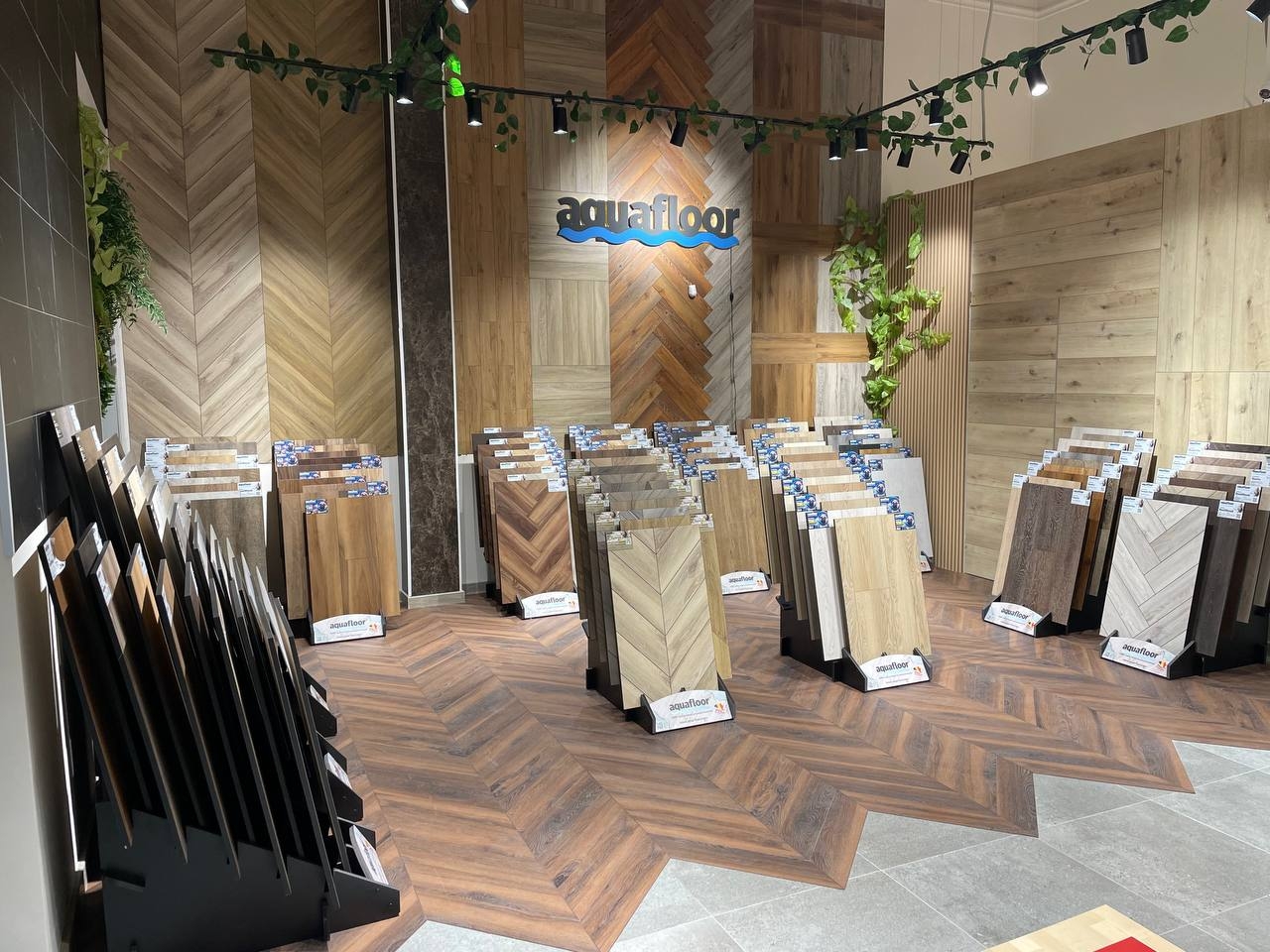 <h2>О компании Aquafloor</h2>